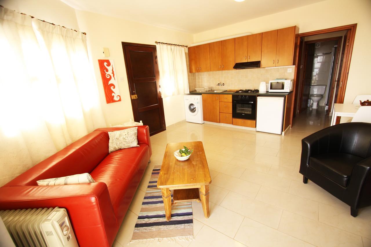 Sea View Apartments Писсури Экстерьер фото